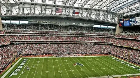 范迪克看好巴西新星：风格相近，未来可期