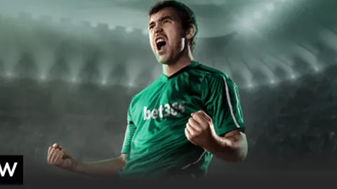 C罗关怀探望重症球迷，助力圆梦之旅